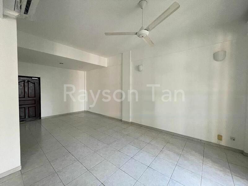 4 Bed Condo for Rent in  Wilmer House - Image 5